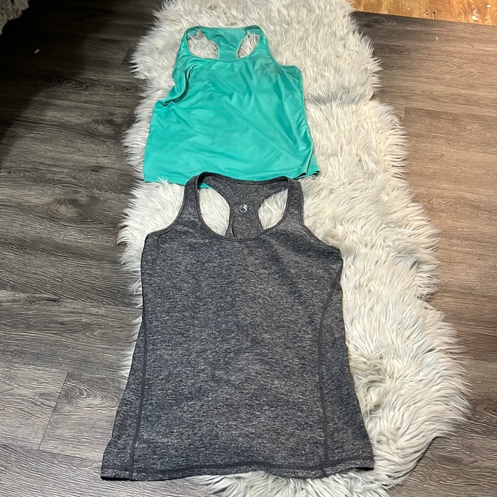Two tanktops, activewear, like new, blue/gray, lightweight